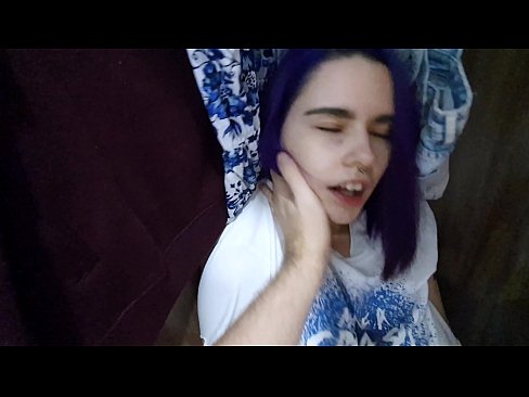 ❤️ Gjeta motrën time në dollap dhe e ndihmova të përfundonte Porno fb në sq.hentai-id.ru